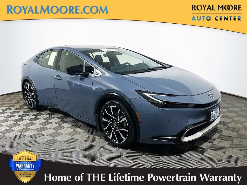2025 Toyota Prius Plug-In Hybrid